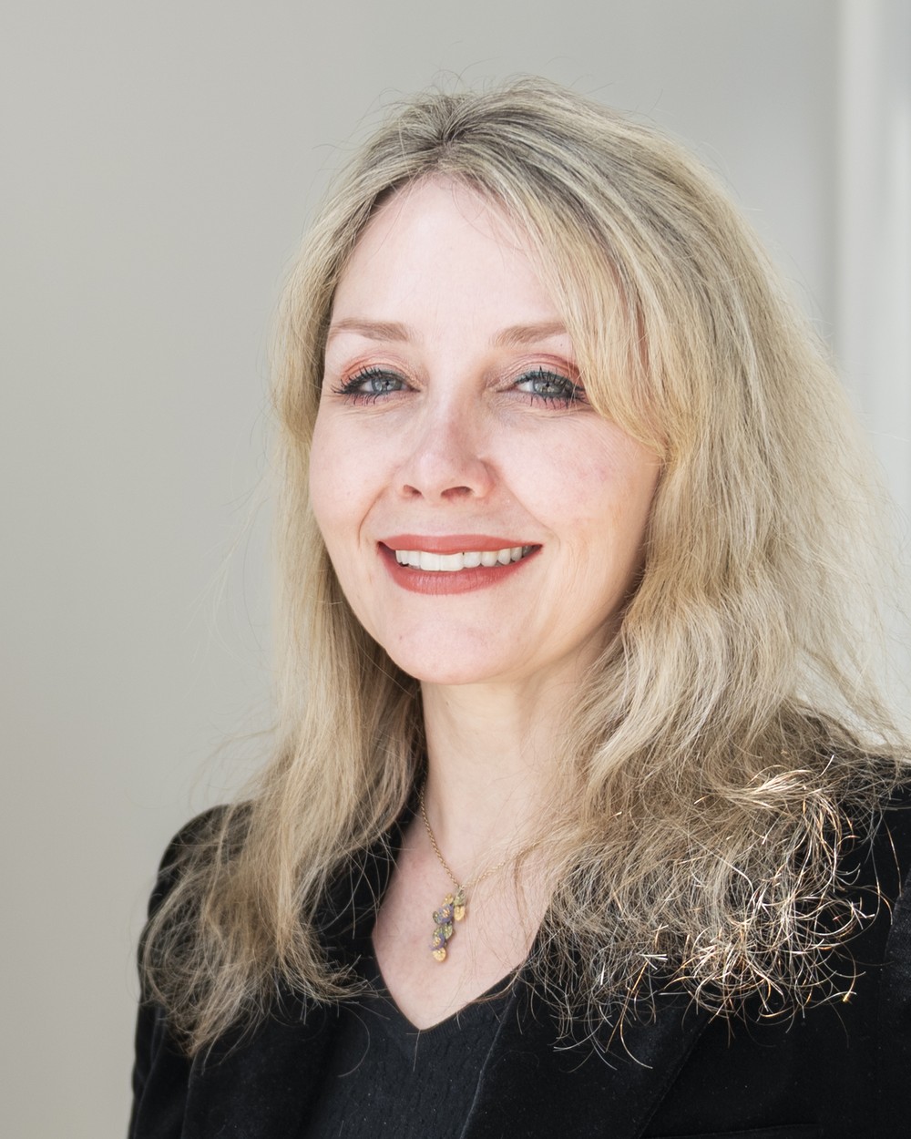 Professional portrait of Chantal Ringuet